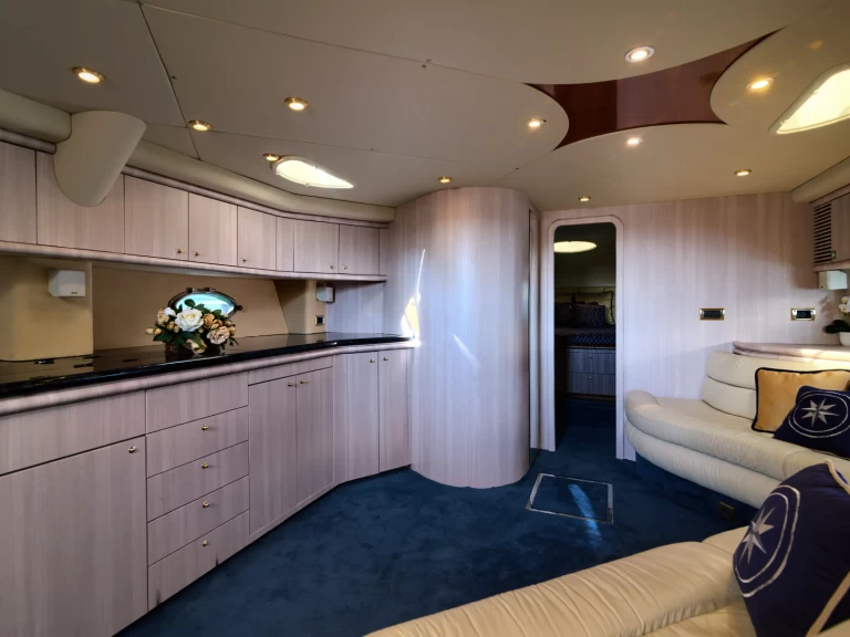 Noleggio barche Sunseeker Predator 60 a Ibiza Town su Samboat