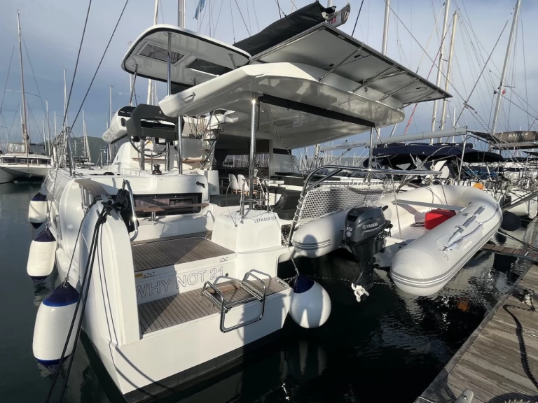 Noleggiare una Lagoon Lagoon 43 a Lefkáda