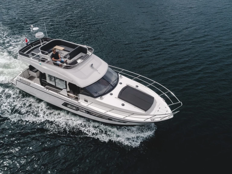 Noleggiare una Viknes Skilso 39 FLY a Sukošan