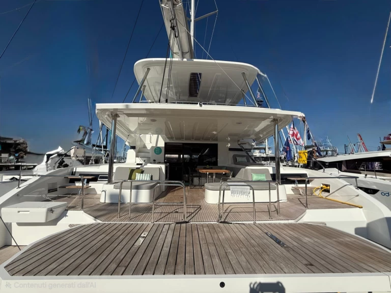 Noleggiare una Lagoon Lagoon 55 a Salerno
