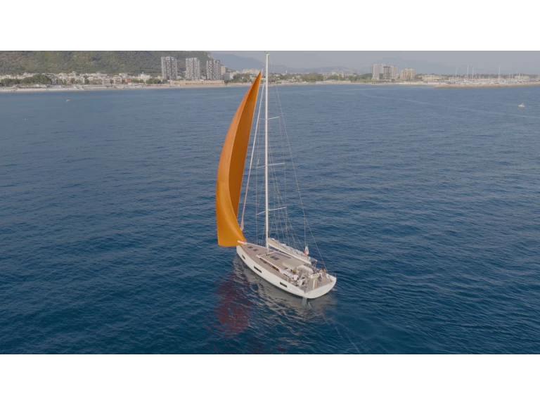 Noleggiare una Solaris Solaris 50 a Salerno