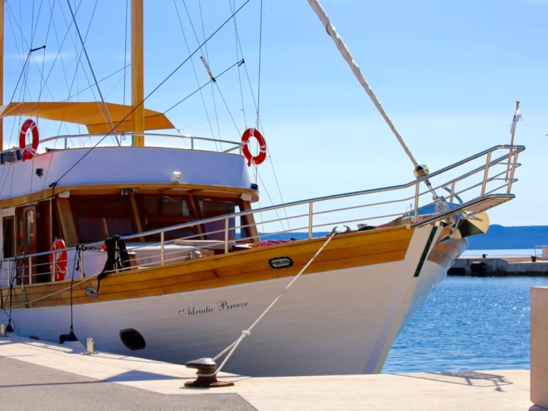 Noleggio a Spalato – Custom Made Adriatic Breeze su SamBoat