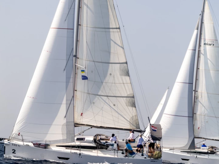 Barca a vela a noleggio a Betina al miglior prezzo