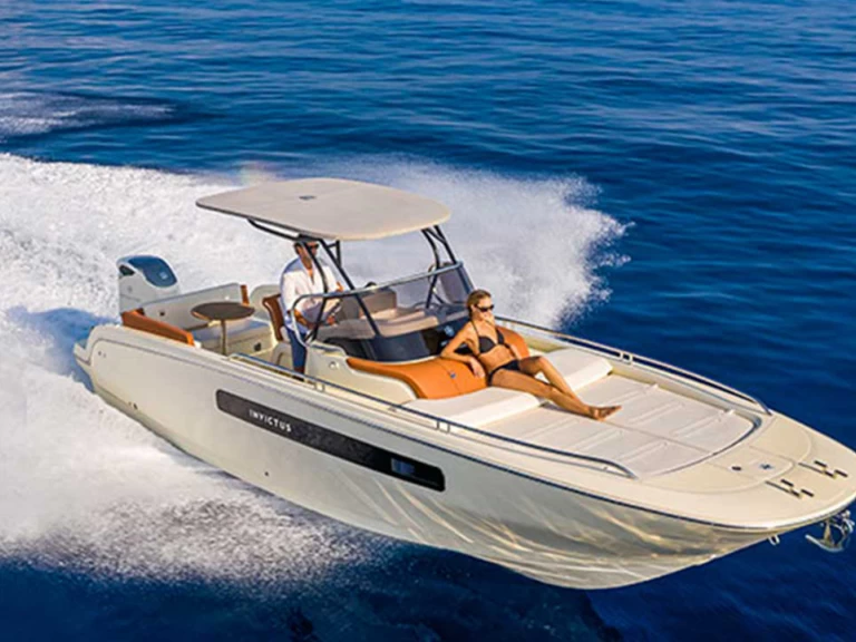 Noleggio a Marina de Palamós – Invictus  Invictus 270 FX su SamBoat