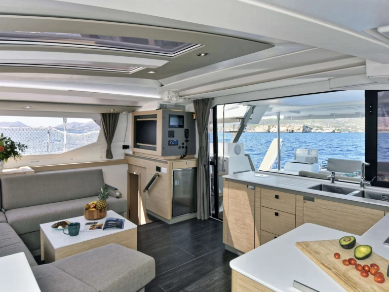 Noleggio a Il Pireo – Fountaine Pajot HELIDONI su SamBoat