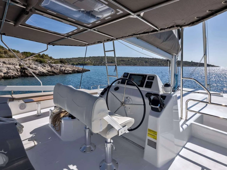 Noleggio Yacht di lusso a Santo Martin – Dufour WALK'N ON SUNSHINE