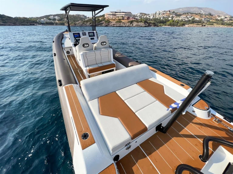 Noleggio barche  Rock Marine 36 a Navarino su Samboat