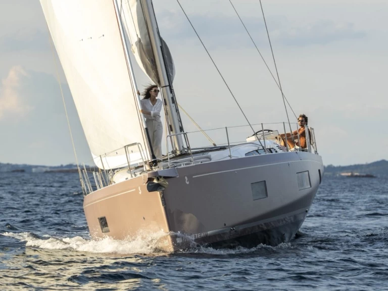 Noleggio barche Bénéteau Oceanis 52 a Cugnana Verde su Samboat