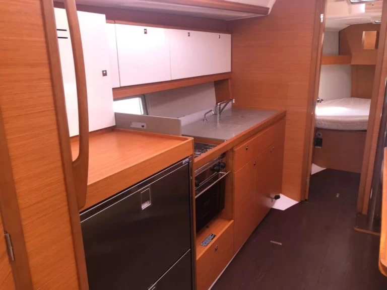 Noleggio barche Cagliari economico Dufour 390