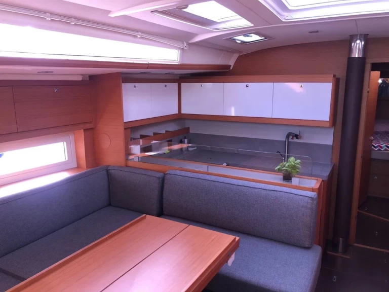 Noleggio Barca a vela Dufour con patente nautica