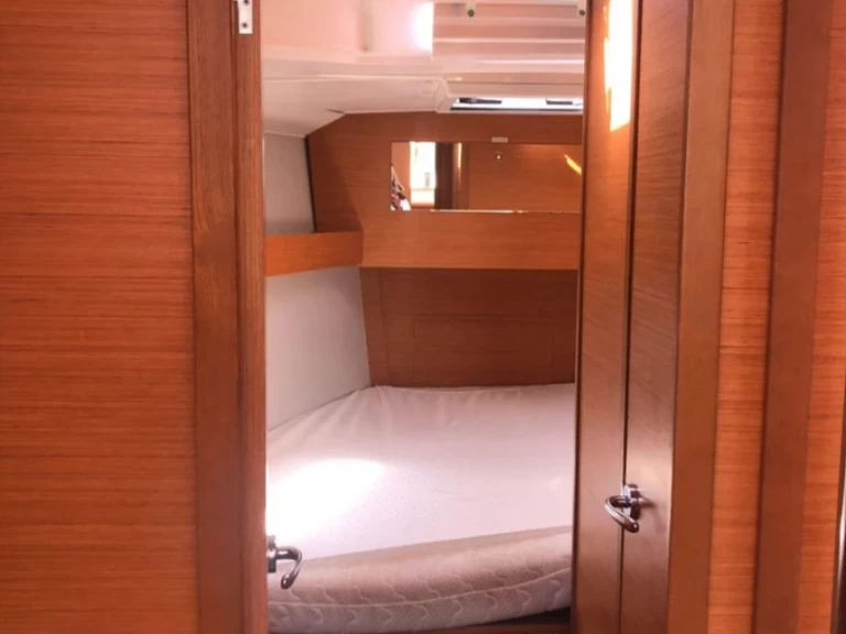 Noleggio Barca a vela a Cagliari – Dufour Dufour 390