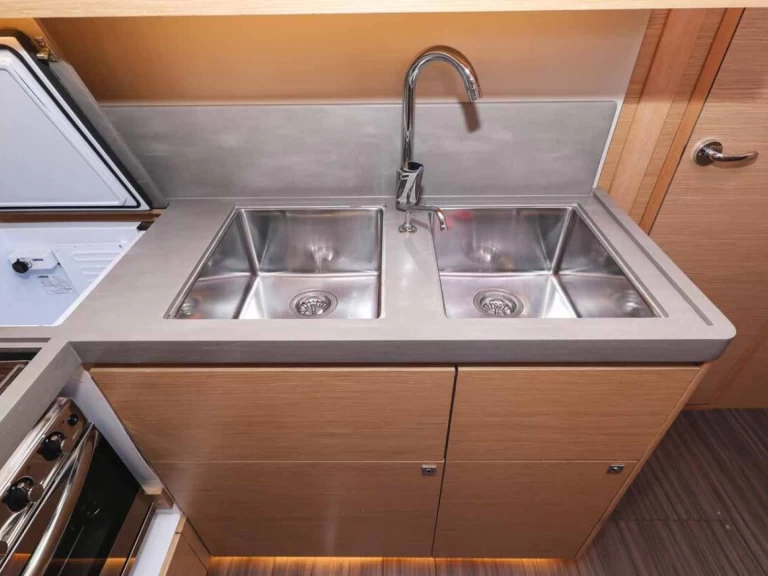 Noleggio barche Dufour Dufour 470 a Cagliari su Samboat