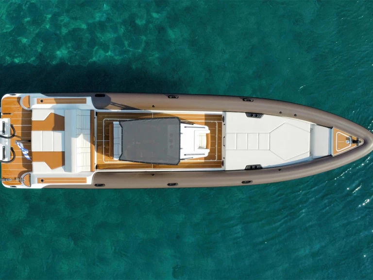 Noleggio Gommone a Navarino –  Rock Marine 36