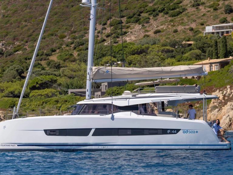 Noleggio Catamarano con o senza skipper Fountaine Pajot a Marina de Portimão