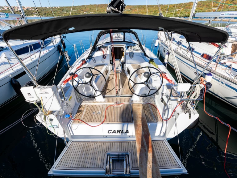 Noleggiare una Dehler Dehler 38 SQ a Punat