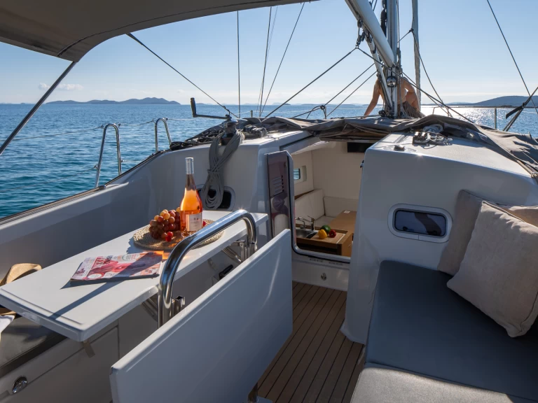 Noleggio Barca a vela a Zaravecchia (Biograd) – Jeanneau Sun Odyssey 380