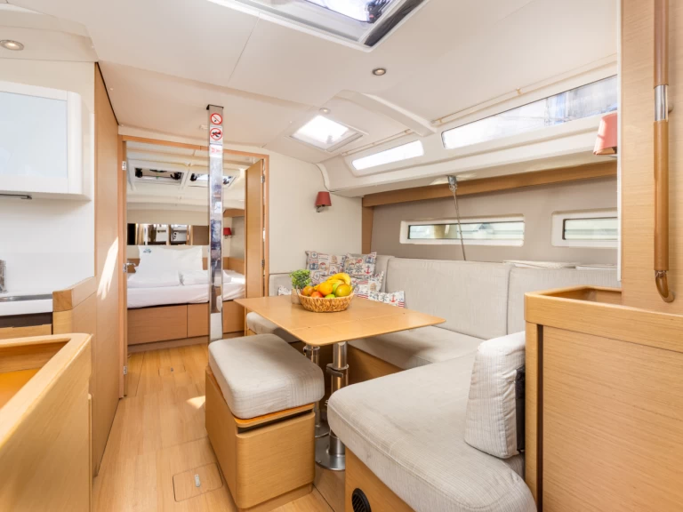 Noleggio a Punat – Jeanneau Sun Odyssey 440 su SamBoat