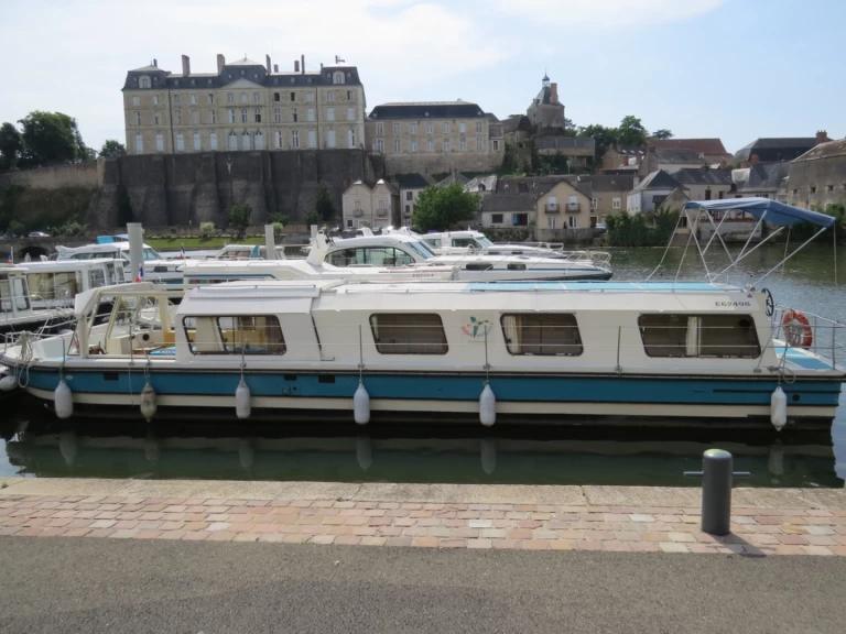 Noleggio a Sablé-sur-Sarthe – Nicols Yacht Classic Groupe 6-11 p. su SamBoat