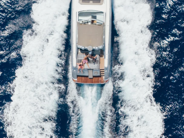 Noleggio Barca a motore a Ornós – Alphamarine 50ft