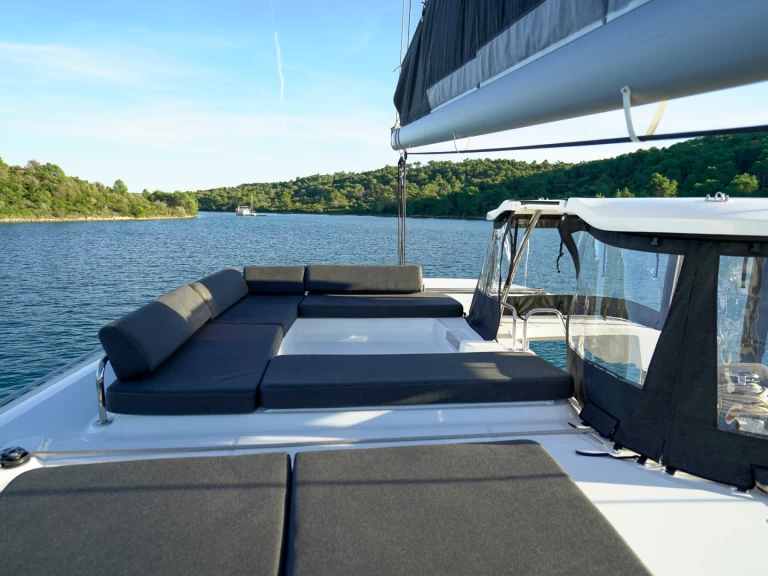 Noleggio Catamarano a Seget Donji – Lagoon Lagoon 43