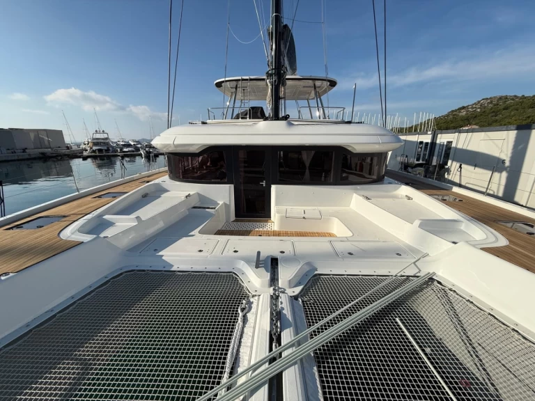 Noleggio barche Castelli economico Lagoon 60