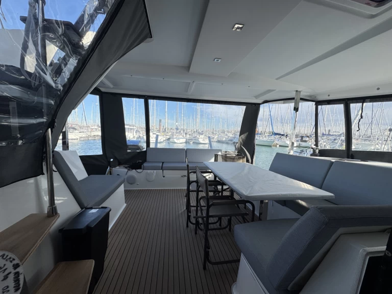 Noleggio barche Fountaine Pajot Isla 40 a La Rochelle su Samboat