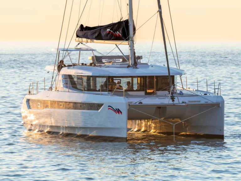 Noleggio Catamarano Leopard con patente nautica
