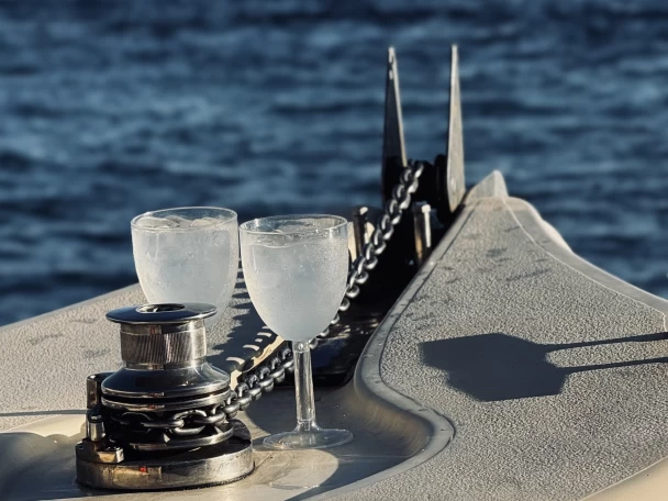 Noleggio Gommone a Agía Kiriakí – Victor Victor 7.4M