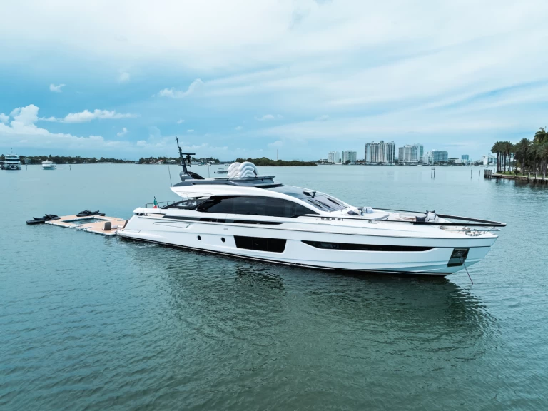 Noleggio Yacht di lusso con o senza skipper Azimut a Miami