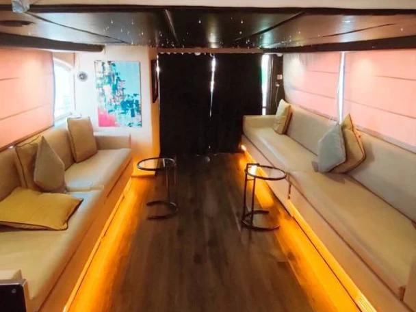 Noleggiare una Gulf Craft - Majesty Yachts 45 a Dubai Marina