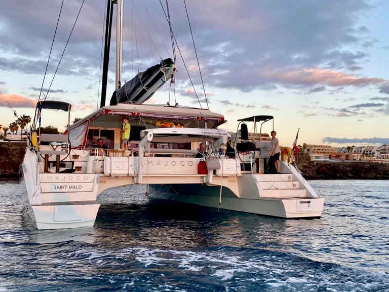 Nautitech Nautitech 542 da affittare a  Le Marin