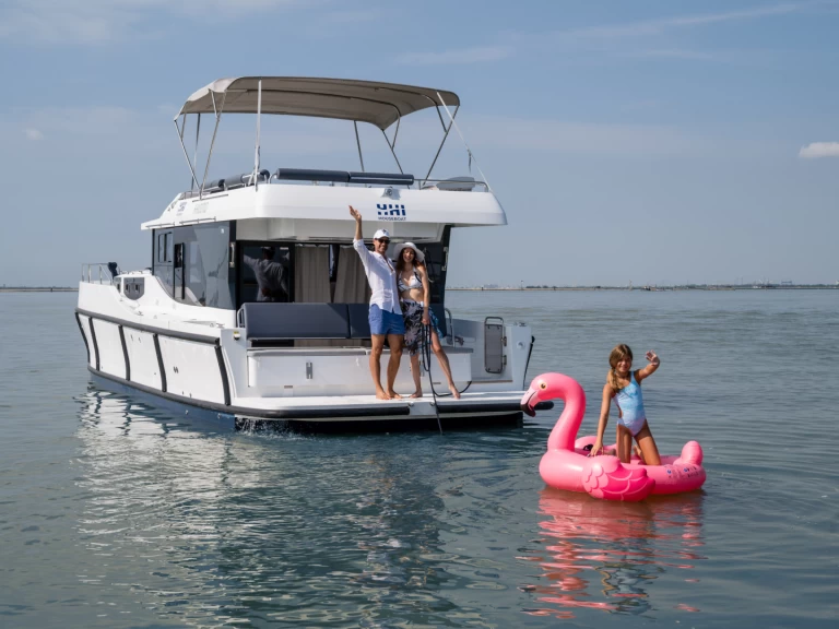 Noleggio Houseboat con o senza skipper Delphia a Casale sul Sile