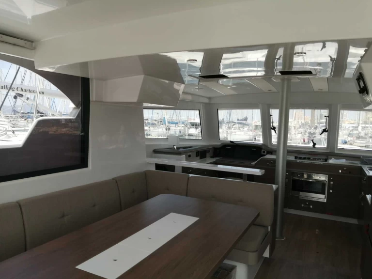 Noleggio Catamarano a Cagliari – Bali Bali Catspace Voile