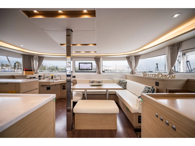 Noleggio barche Lefkáda economico Lagoon 46