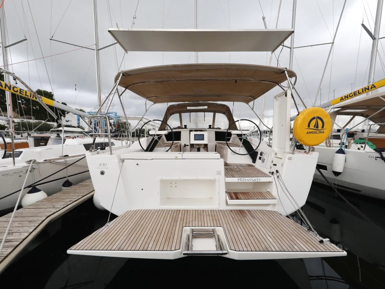 Noleggio Barca a vela Dufour con patente nautica