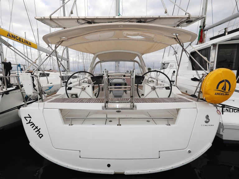 Noleggiare una Bénéteau Oceanis 41 a Sveti Filip i Jakov