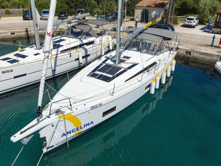 Noleggio Barca a vela a Trogir – Bénéteau Oceanis 51.1