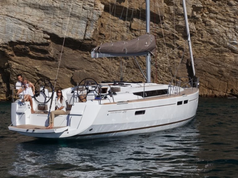 Jeanneau Sun Odyssey 479 da affittare a  Nydri