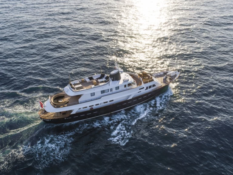 Noleggio Yacht di lusso a Álimos – Azimut Sounion II