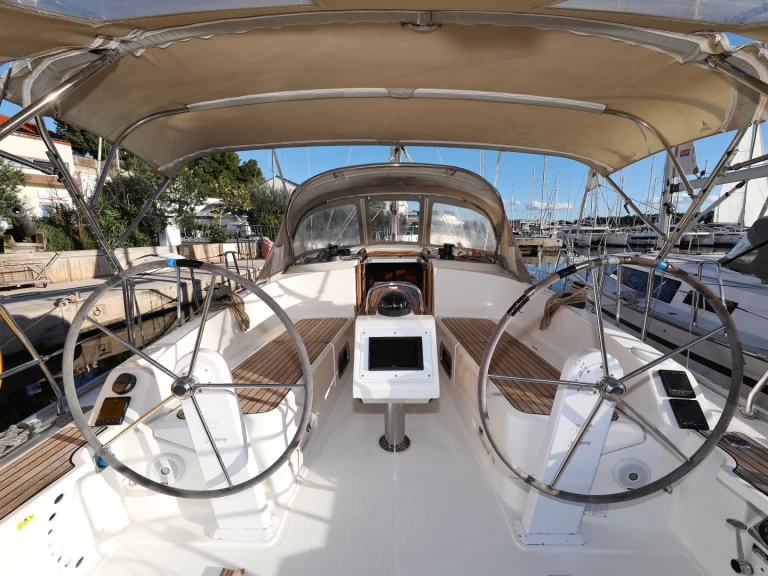 Noleggio barche Bavaria Cruiser 37 a Zaravecchia (Biograd) su Samboat