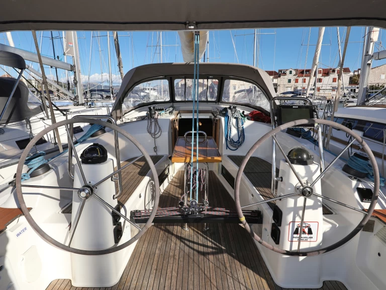 Noleggio barche Primošten economico Cruiser 40 S