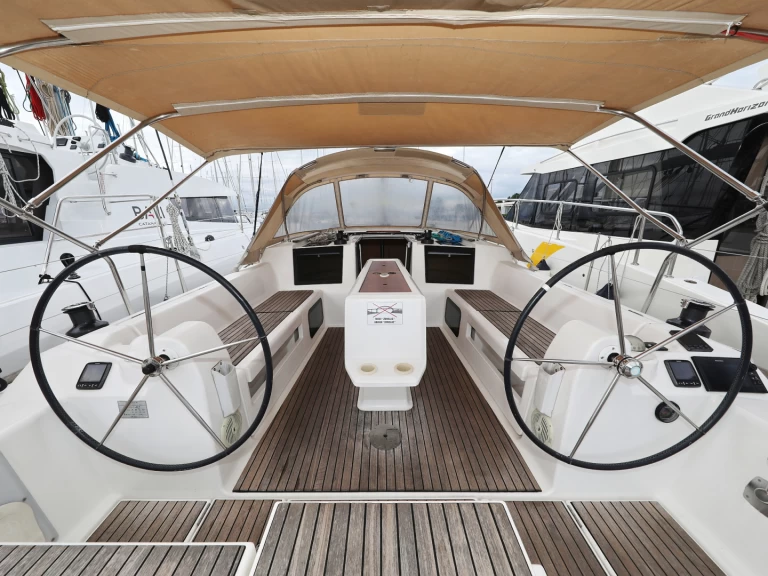 Noleggio Barca a vela con o senza skipper Dufour a Sveti Filip i Jakov