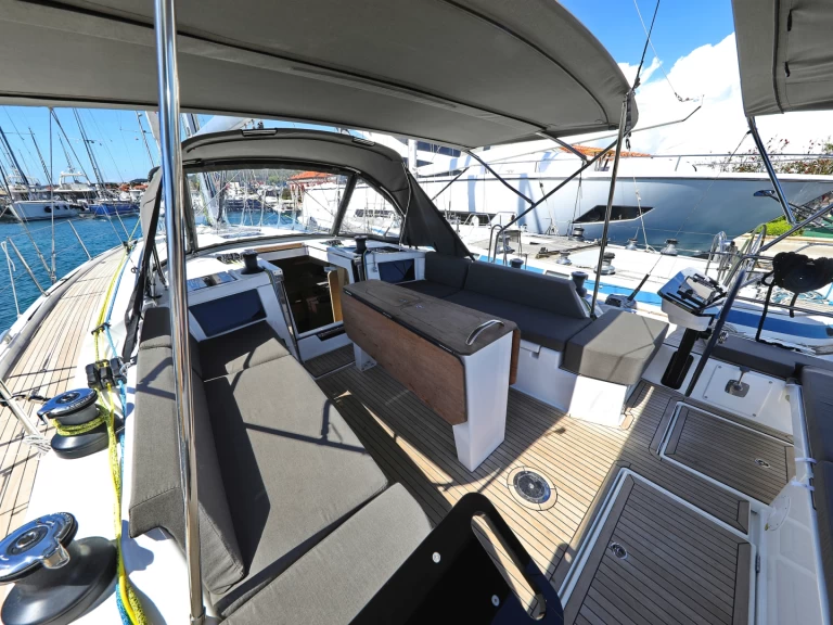 Noleggiare una Dufour Dufour 44 a Zaravecchia (Biograd)