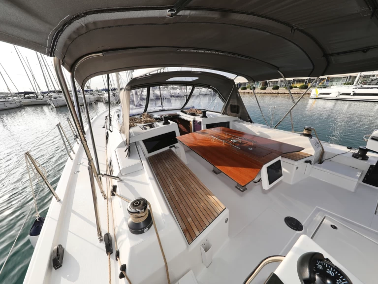Noleggio Barca a vela a Sveti Filip i Jakov – Dufour Dufour 470