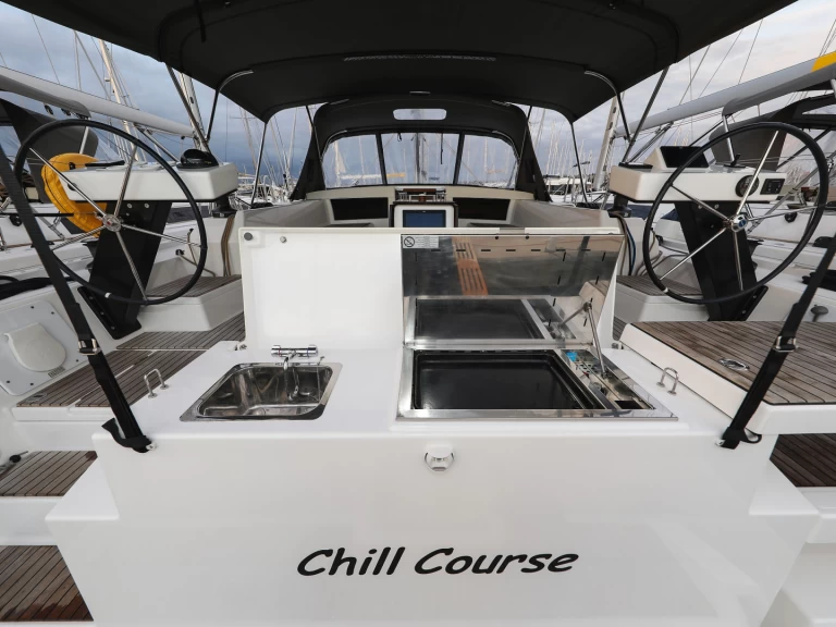 Noleggiare una Dufour Dufour 470 a Trogir