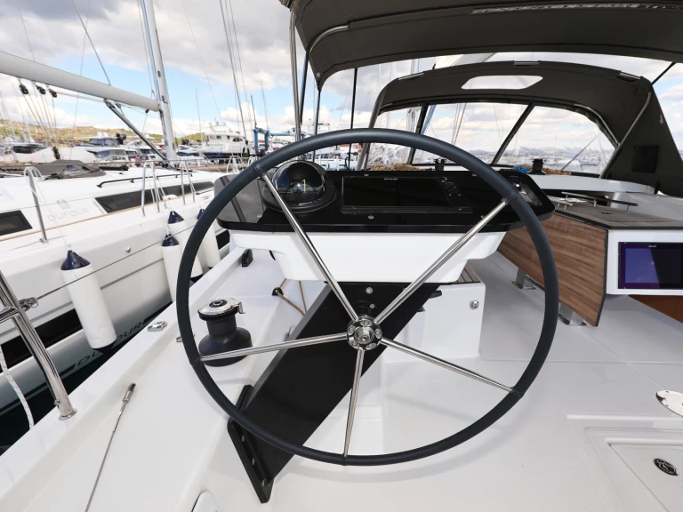 Noleggio barche Zaravecchia (Biograd) economico Dufour 470