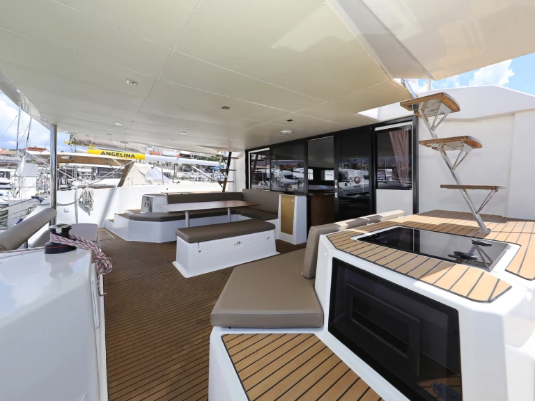 Noleggio Catamarano a Rogosnizza – Dufour Dufour Catamarans 48 Sail