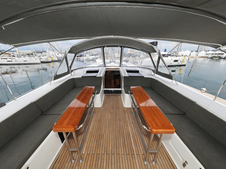 Noleggio Barca a vela a Trogir – Hanse Hanse 548