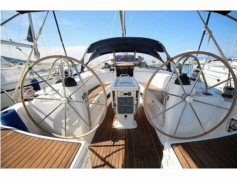 Noleggio barche Bavaria Bavaria 44 a Ávdira su Samboat
