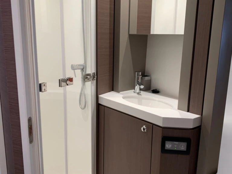 Noleggio Catamarano Bali con patente nautica